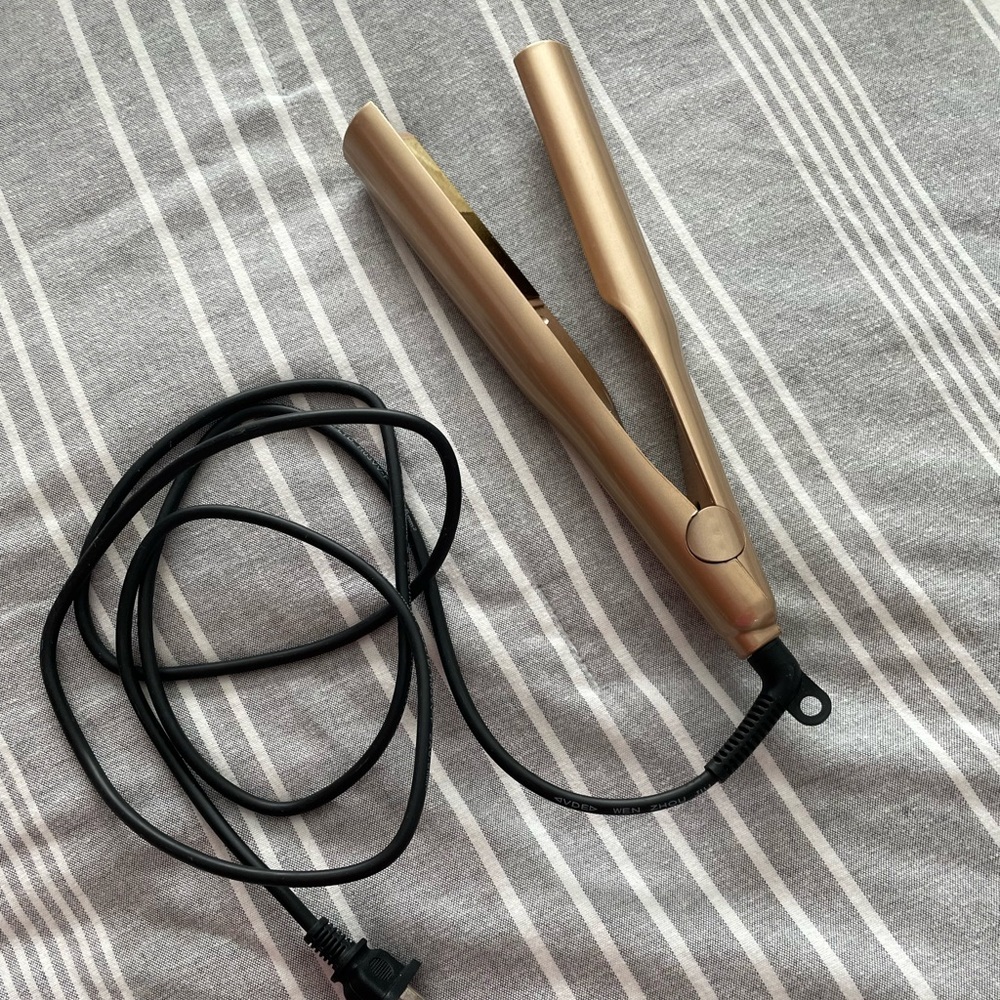 Curling and straightening wand, used twice